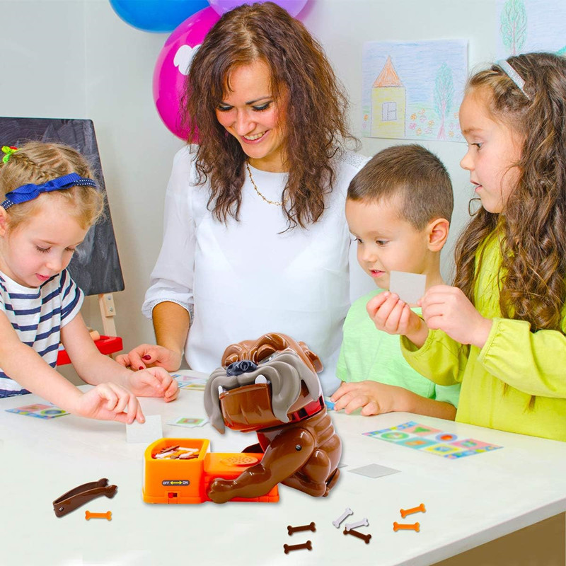 Interaktywne gry dla rodziców  – Interactive Squeaky Plush Dog Toy recenzja i cena